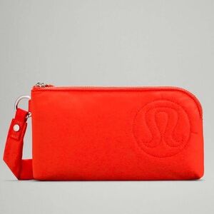 NWOT LULULEMON WRISTLET | AUTUMN RED | NOW AND ALWAYS POUCH *PUFFY